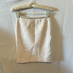 Elie Tahari size 2 women’s pencil tweed  skirt cream colored excellent condition
